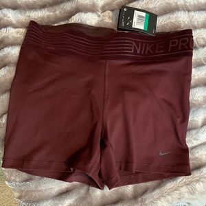 3” Nike Pro Tight Fit
